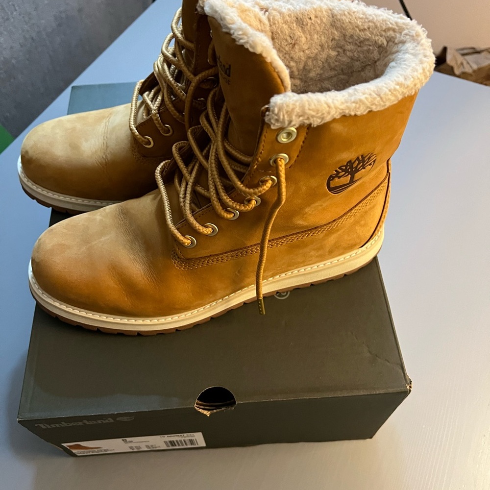 Timberland 6” Brown Men’s Boots with Shearling Collar, size 8 - Picture 9 of 11